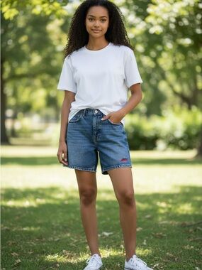 Zara Blue Denim Shorts with Silver Button